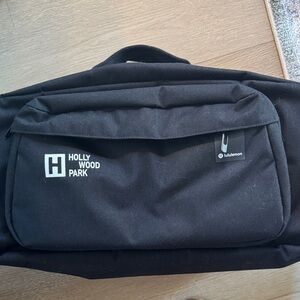 lululemon athletica Black Command The Day Duffel Bag